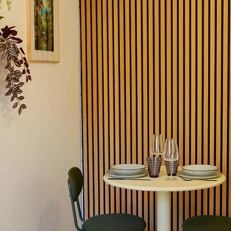 Tropical Jungle-clim-wifi-allee Paul Riquet *